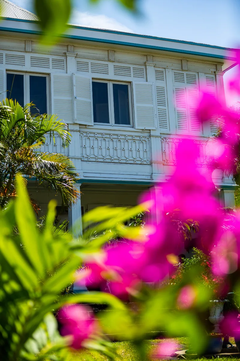 Varangue ouverte sur le jardin — Villa Myriam